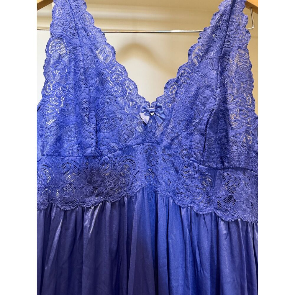 Shadowline Purple Lace Nightgown - Picture 4 of 4